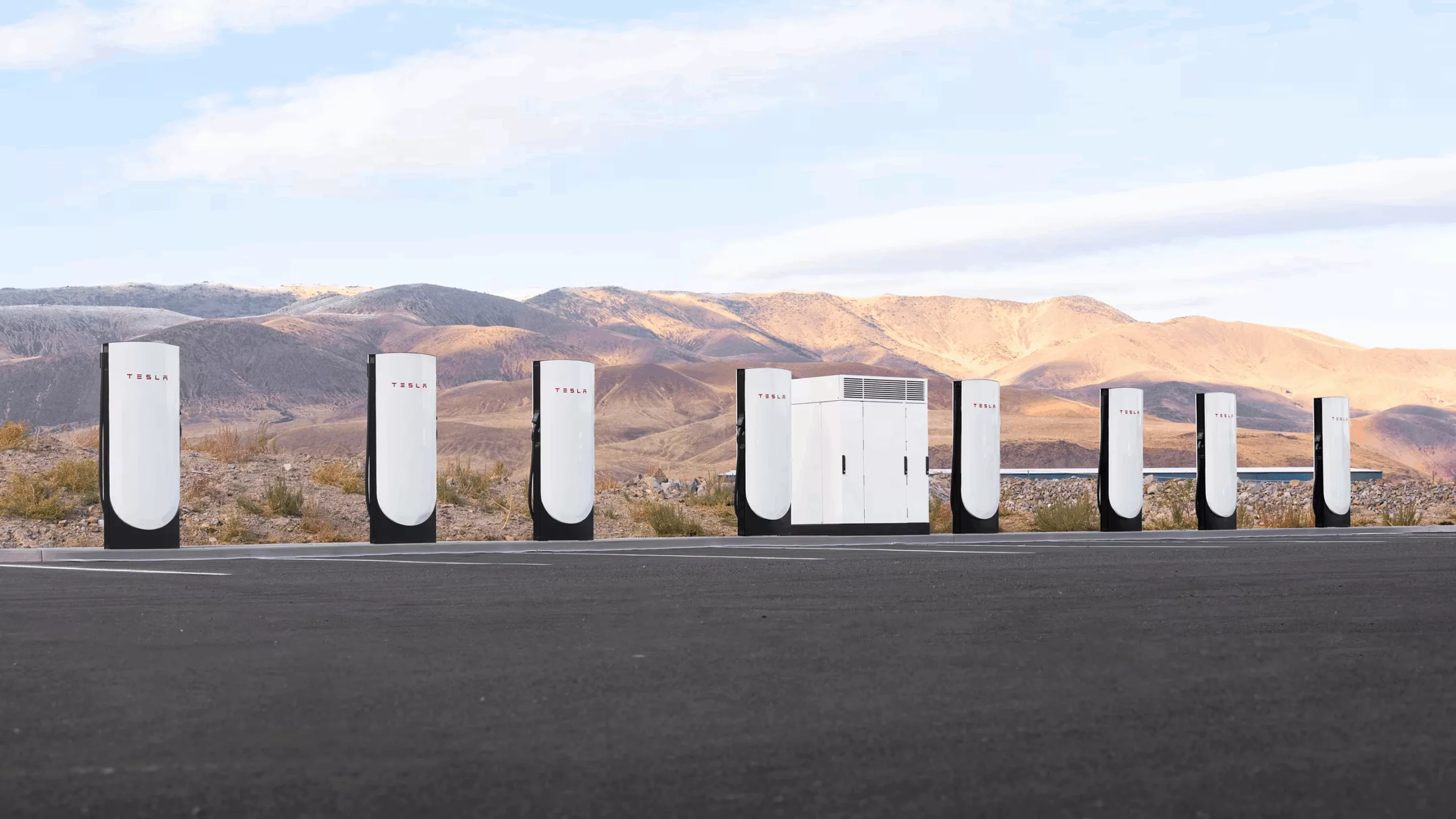 Supercharger-Tesla - Ma Borne LR
