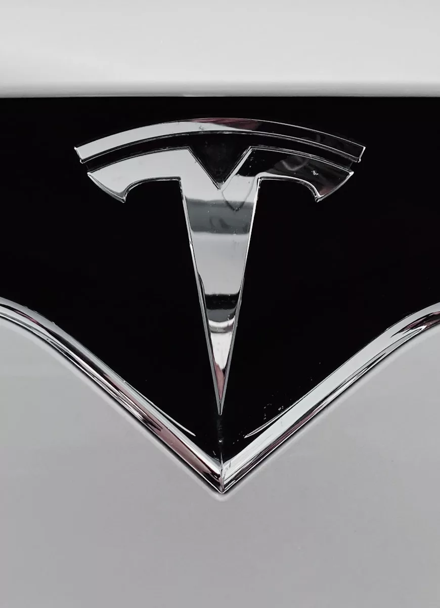 Tesla Model Y -Ma Borne LR